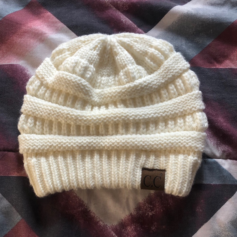 White beanie